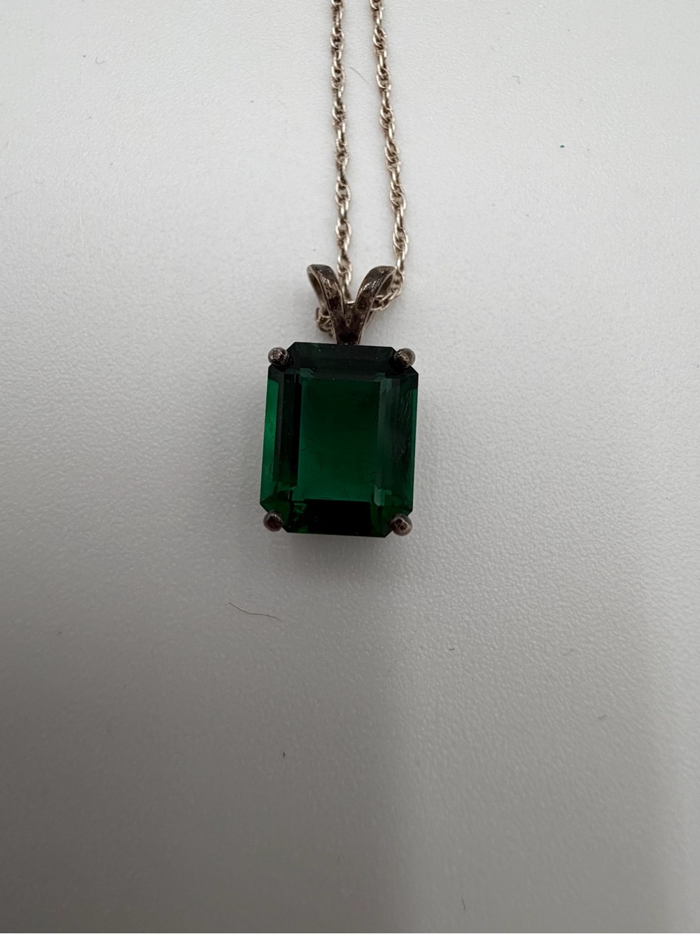 Antique 4 Prong Setting Emerald Pendant